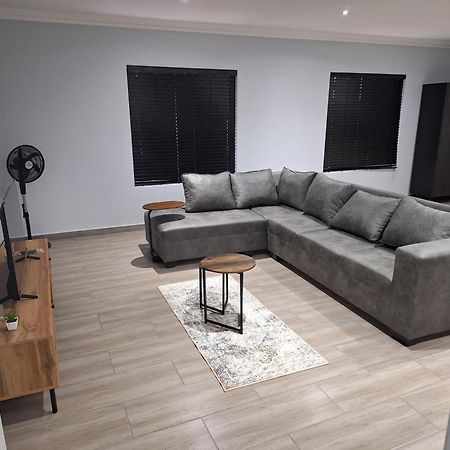 Ferienwohnung Skyline Unit2 Edenvale Exterior foto